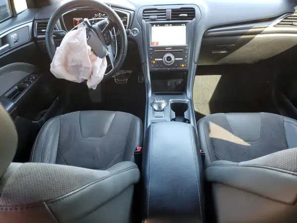 3FA6P0VPXHR331682 2017 FORD FUSION - Image 8