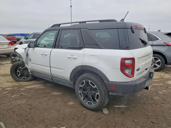 3FMCR9C60MRB15853 2021 FORD BRONCO - Image 2