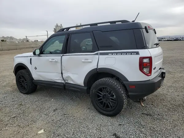 3FMCR9C61RRE73602 2024 FORD BRONCO - Image 2