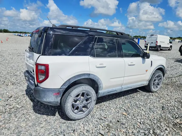 2022 FORD BRONCO COPART lot 53980646 auction photo 3