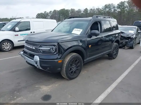 3FMCR9DA9SRE10725 2025 FORD BRONCO - Image 2