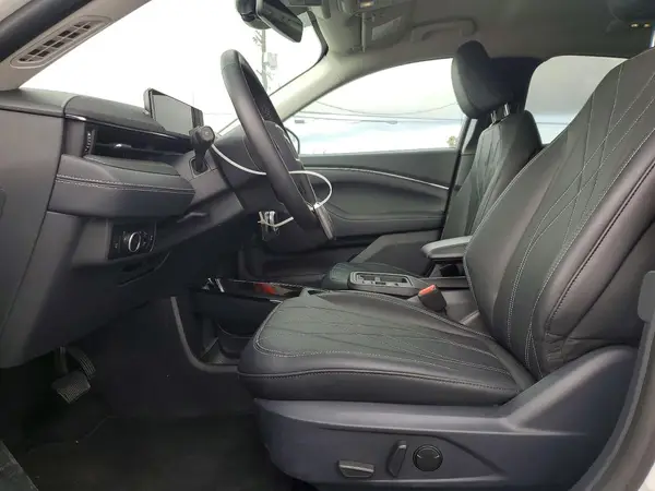 2025 FORD MUSTANG auction photo 7