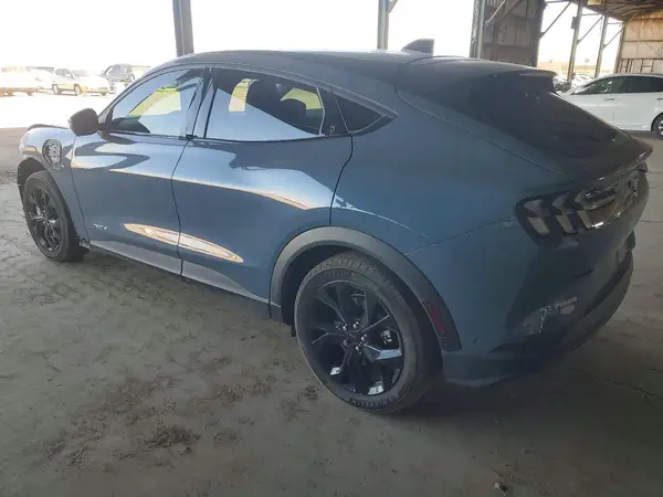 3FMTK1R49RMA35189 2024 FORD MUSTANG - Image 2