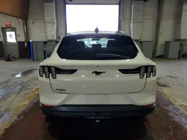 2021 FORD MUSTANG auction photo 6