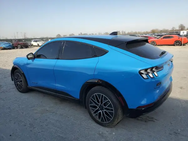 3FMTK3R78RMA26215 2024 FORD MUSTANG - Image 2
