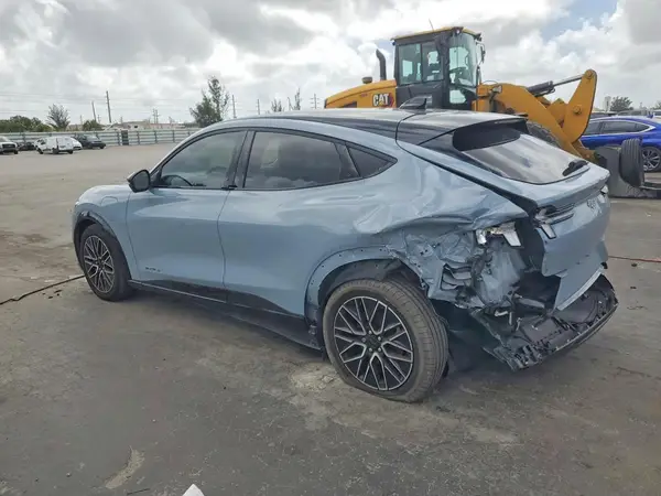 3FMTK3S51RMA10513 2024 FORD MUSTANG - Image 2
