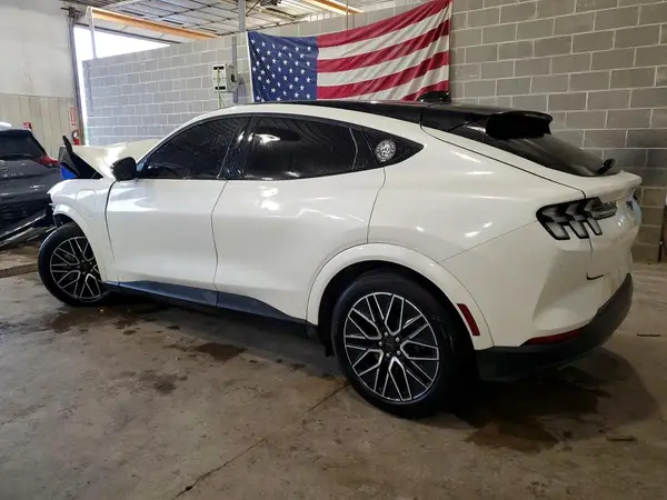 3FMTK3SU8SMA44042 2025 FORD MUSTANG - Image 2