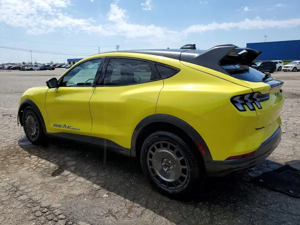 3FMTK4SX2SMA12154 2025 FORD MUSTANG - Image 2