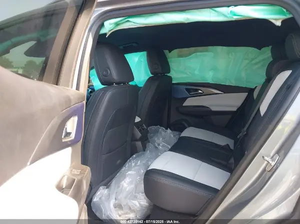 3GN7DLRP2RS271613 2024 CHEVROLET EQUINOX - Image 8