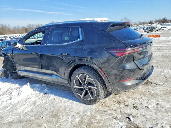 3GN7DLRP2RS279596 2024 CHEVROLET EQUINOX - Image 2
