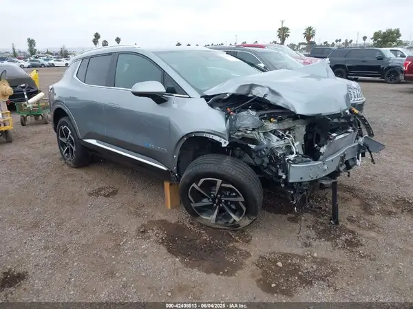 3GN7DLRP2RS290968 2024 CHEVROLET EQUINOX - Image 1
