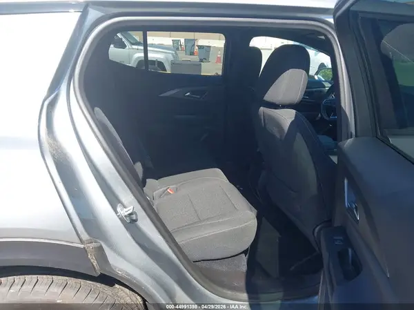 3GN7DLRP2SS153650 2025 CHEVROLET EQUINOX - Image 8