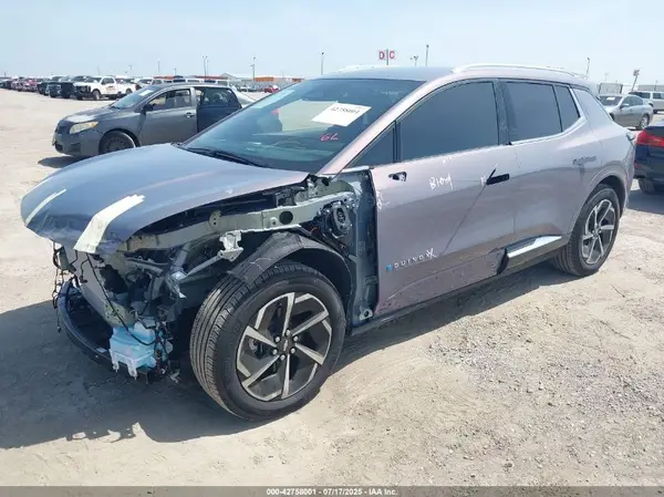 3GN7DLRP2SS185806 2025 CHEVROLET EQUINOX - Image 2