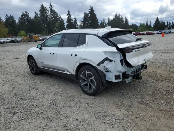 3GN7DLRP3RS243657 2024 CHEVROLET EQUINOX - Image 2