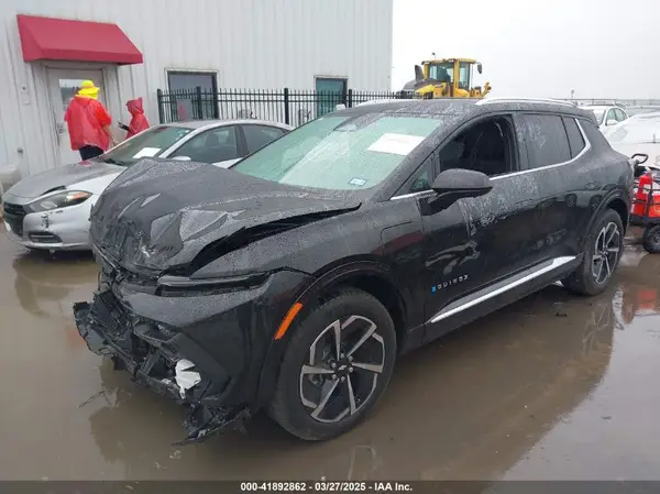 3GN7DLRP4RS268454 2024 CHEVROLET EQUINOX - Image 2
