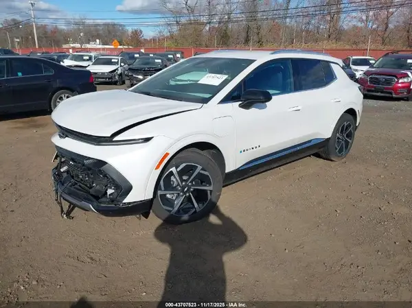 3GN7DLRP4RS285884 2024 CHEVROLET EQUINOX - Image 2