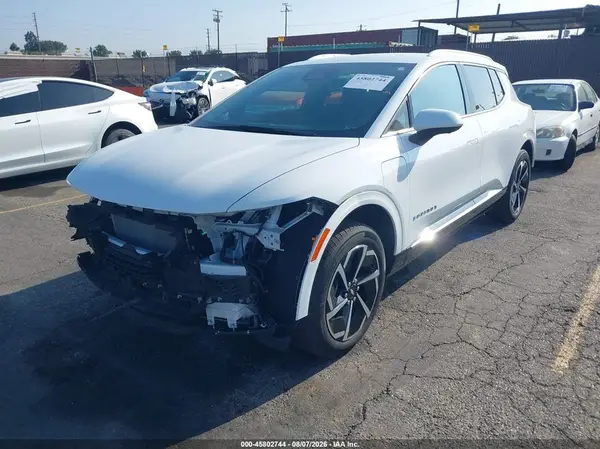 3GN7DLRP4SS133481 2025 CHEVROLET EQUINOX - Image 2