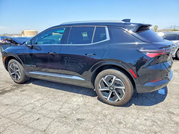 3GN7DLRP4SS137496 2025 CHEVROLET EQUINOX - Image 2
