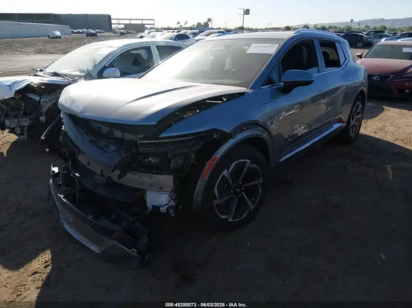 3GN7DLRP6RS282792 2024 CHEVROLET EQUINOX - Image 2