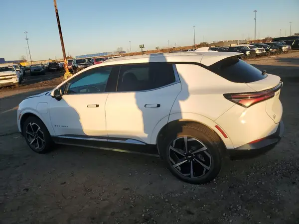 3GN7DLRP7SS114987 2025 CHEVROLET EQUINOX - Image 2