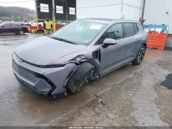 3GN7DLRP7SS126668 2025 CHEVROLET EQUINOX - Image 2