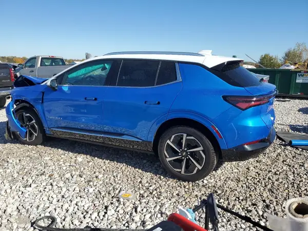 3GN7DLRP8RS263015 2024 CHEVROLET EQUINOX - Image 2