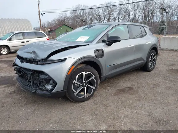 3GN7DLRP8SS112858 2025 CHEVROLET EQUINOX - Image 2