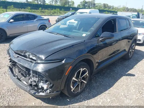 3GN7DLRP9SS117597 2025 CHEVROLET EQUINOX - Image 2