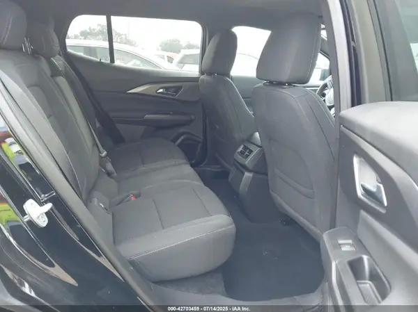 3GN7DLRP9SS150373 2025 CHEVROLET EQUINOX - Image 8