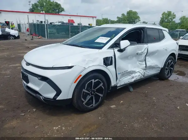 3GN7DLRPXRS289275 2024 CHEVROLET EQUINOX - Image 2