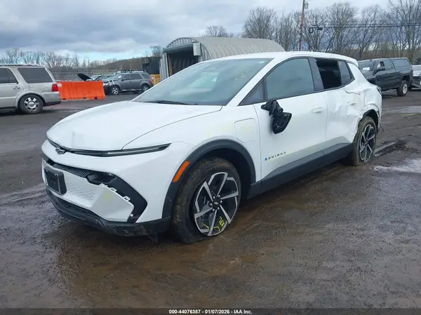3GN7DLRPXSS156568 2025 CHEVROLET EQUINOX - Image 2