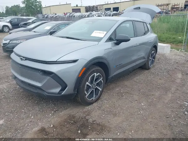 3GN7DLRR0SS142065 2025 CHEVROLET EQUINOX - Image 2