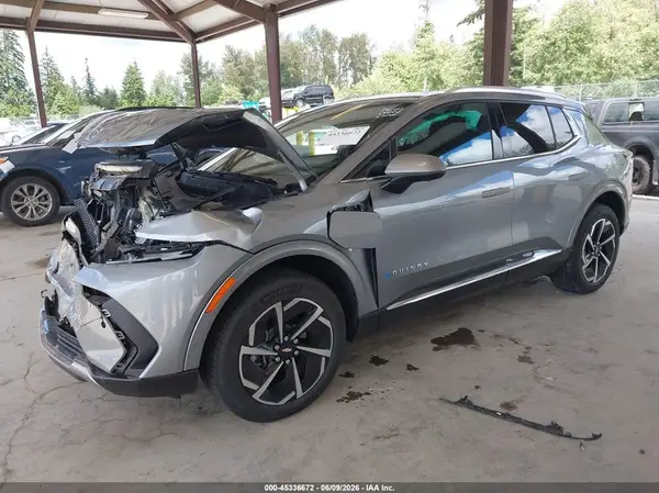 3GN7DLRR1RS255520 2024 CHEVROLET EQUINOX - Image 2