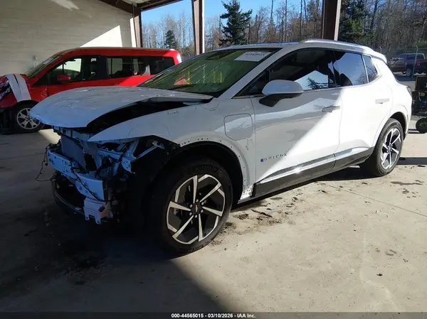 3GN7DLRR3SS114731 2025 CHEVROLET EQUINOX - Image 2