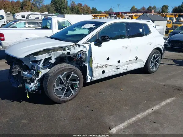 3GN7DMRP1SS217537 2025 CHEVROLET EQUINOX - Image 2