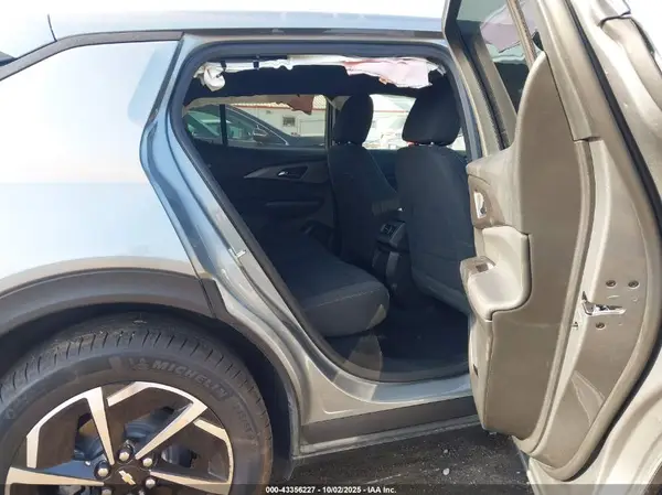 3GN7DMRP3SS235439 2025 CHEVROLET EQUINOX - Image 8