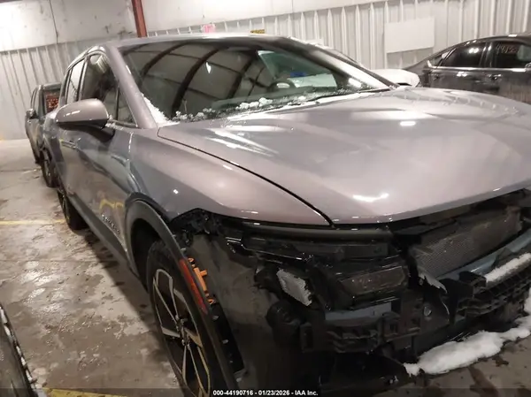 3GN7DMRP4SS234669 2025 CHEVROLET EQUINOX - Image 1