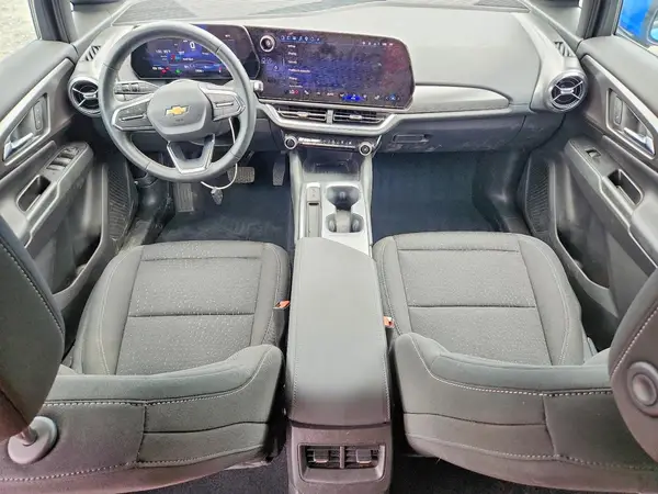 3GN7DMRP8SS240409 2025 CHEVROLET EQUINOX - Image 8
