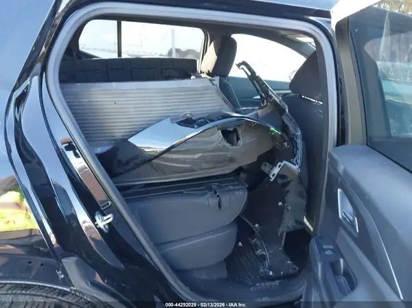 3GN7DMRR2SS205897 2025 CHEVROLET EQUINOX - Image 8