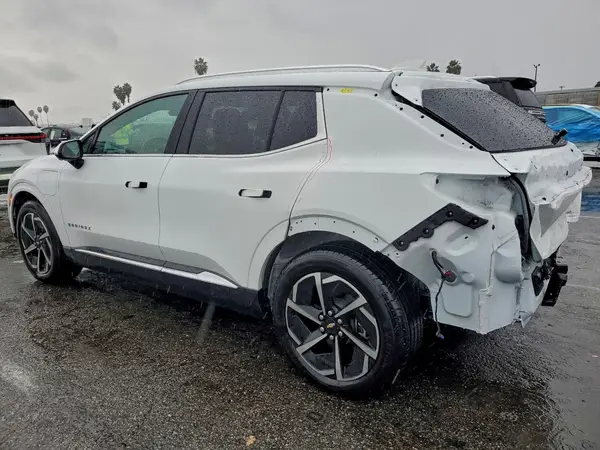 3GN7DNRP2SS205063 2025 CHEVROLET EQUINOX - Image 2