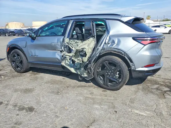 3GN7DNRP7RS227733 2024 CHEVROLET EQUINOX - Image 2