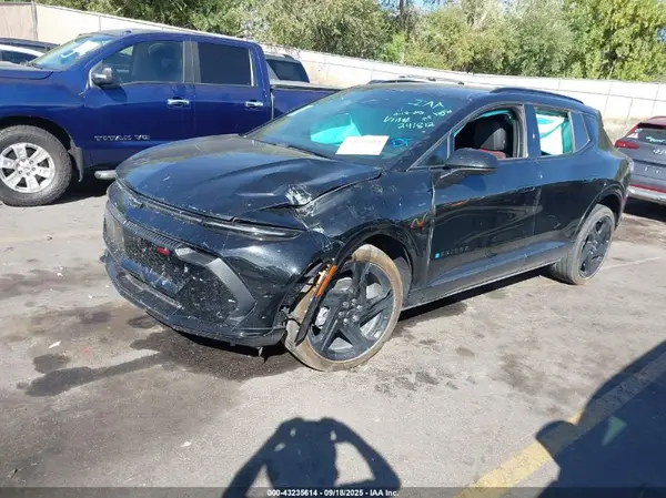 3GN7DNRP7RS241812 2024 CHEVROLET EQUINOX - Image 2