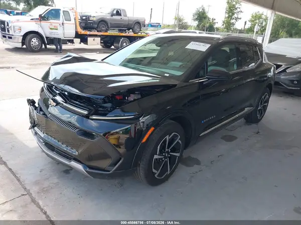 3GN7DNRP8SS218108 2025 CHEVROLET EQUINOX - Image 2