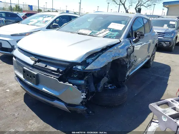 3GN7DNRP8SS230436 2025 CHEVROLET EQUINOX - Image 2