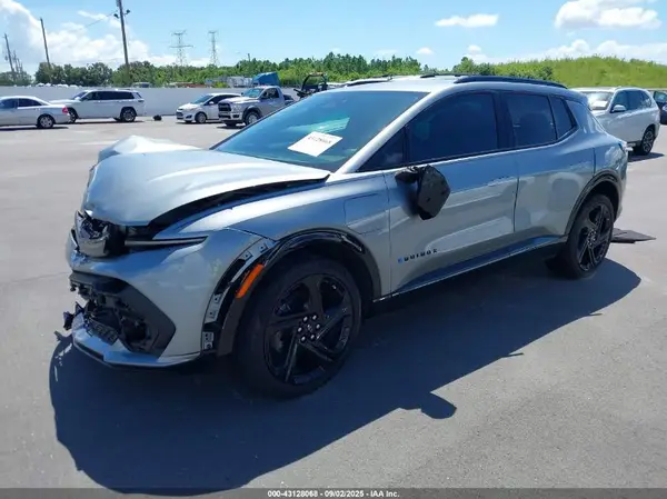 3GN7DNRP9RS227507 2024 CHEVROLET EQUINOX - Image 2