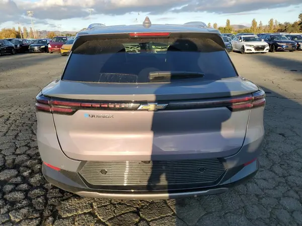 2025 CHEVROLET EQUINOX auction photo 6