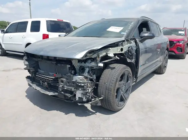 3GN7DRRP9RS251460 2024 CHEVROLET EQUINOX - Image 2