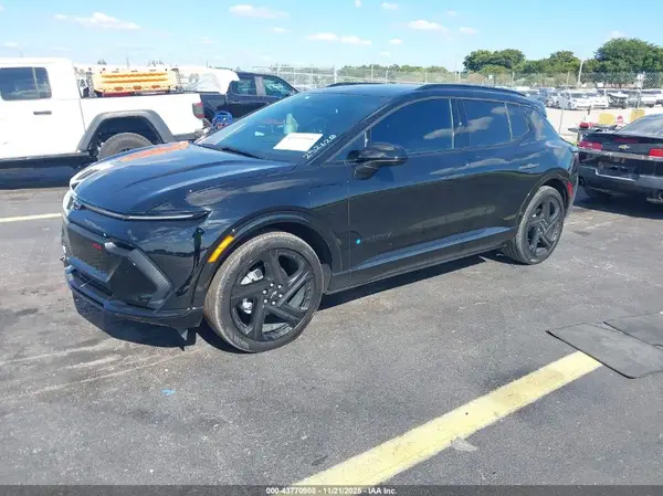 3GN7DSRP3SS252620 2025 CHEVROLET EQUINOX - Image 2