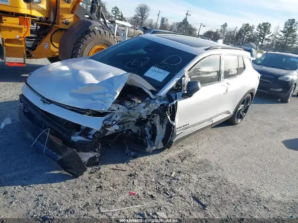3GN7DSRP4SS118134 2025 CHEVROLET EQUINOX - Image 2