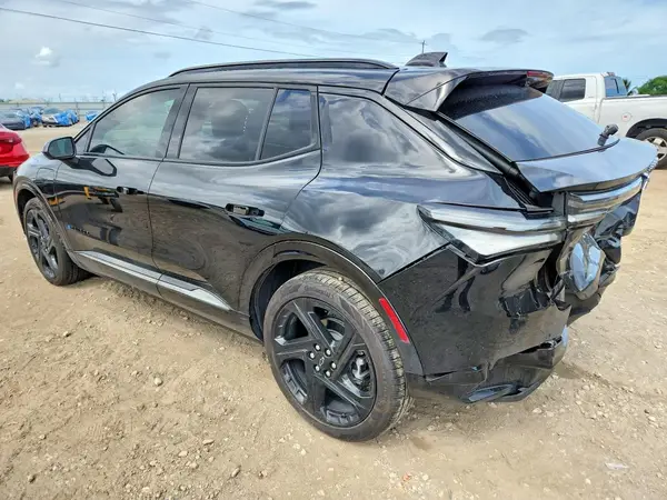 3GN7DSRP8SS231276 2025 CHEVROLET EQUINOX - Image 2